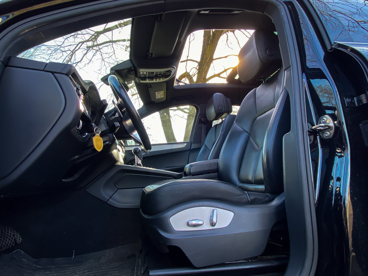 Macan S-05