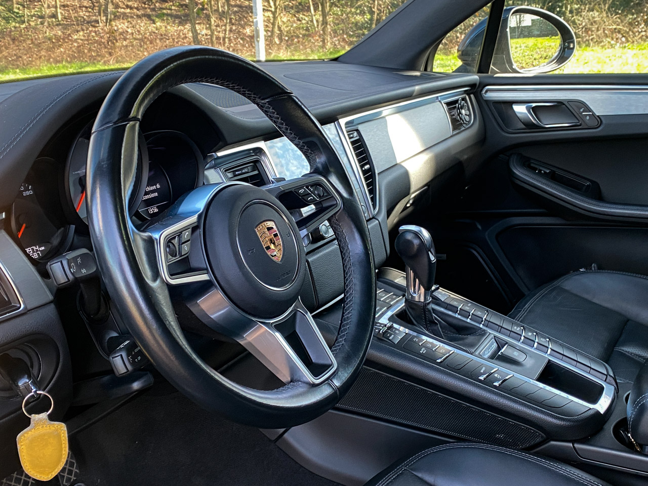 Macan S-27